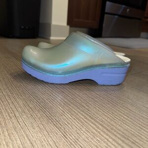 Danskos- Sonja Sky Translucent